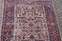 Old Heriz Carpet 309x214cm (6 of 9) Old Heriz Carpet 309x214cm (6 of 9)