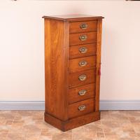 Walnut Wellington Chest (8 of 19) Walnut Wellington Chest (8 of 19)