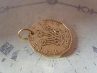 Vintage Pocket Watch Chain Fob 1952 Threpenny Bit Coin Fob (7 of 8) Vintage Pocket Watch Chain Fob 1952 Threpenny Bit Coin Fob (7 of 8)