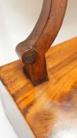 George III Mahogany Serpentine fronted, shield dressing table mirror (13 of 16) George III Mahogany Serpentine fronted, shield dressing table mirror (13 of 16)