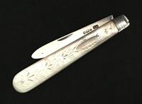 Silver and Mother of Pearl Handle Fruit Knife. (4 of 4) Silver and Mother of Pearl Handle Fruit Knife. (4 of 4)