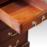 Edwardian mahogany large pedestal desk (9 of 14) Edwardian mahogany large pedestal desk (9 of 14)