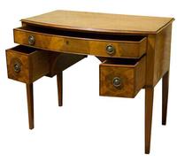 George III Mahogany Bowfronted Dressing Table c1780 (5 of 7) George III Mahogany Bowfronted Dressing Table c1780 (5 of 7)