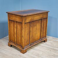 Oak Knee-hole Desk (9 of 9) Oak Knee-hole Desk (9 of 9)