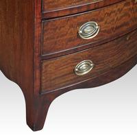 Edwardian Bow Fronted Small Chest (4 of 9) Edwardian Bow Fronted Small Chest (4 of 9)