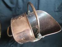 Edwardian Copper Coal Scuttle with Tongs. 1901/1910 (4 of 6) Edwardian Copper Coal Scuttle with Tongs. 1901/1910 (4 of 6)