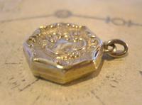 Antique Pocket Watch Chain Silver Fob 1890s Victorian French Ornate Puffy Fob (7 of 9) Antique Pocket Watch Chain Silver Fob 1890s Victorian French Ornate Puffy Fob (7 of 9)