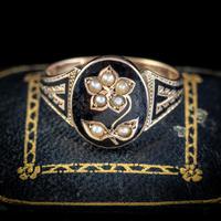 Antique Victorian Enamel Forget Me Not Pearl Ring Mourning Locket 9ct Gold Inscribed 1882 (10 of 10) Antique Victorian Enamel Forget Me Not Pearl Ring Mourning Locket 9ct Gold Inscribed 1882 (10 of 10)