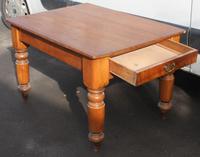 1900's Small Country Pine Kitchen Table Stand (2 of 3) 1900's Small Country Pine Kitchen Table Stand (2 of 3)