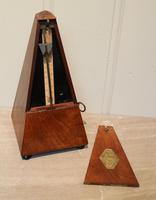 Walnut Metronome (4 of 8) Walnut Metronome (4 of 8)