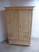 Classic Antique Pine 2 Door Knockdown Large Wardrobe to Wax / Paint (4 of 11) Classic Antique Pine 2 Door Knockdown Large Wardrobe to Wax / Paint (4 of 11)