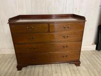 Large Mahogany Victorian Chest of Drawers (2 of 8) Large Mahogany Victorian Chest of Drawers (2 of 8)