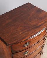 George III Mahogany Bowfront Chest of Drawers (2 of 5) George III Mahogany Bowfront Chest of Drawers (2 of 5)