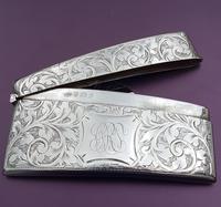 Solid Silver Curved Card Case (2 of 4) Solid Silver Curved Card Case (2 of 4)