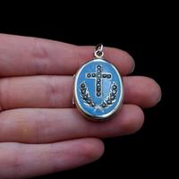 Antique Blue Enamel & Pearl Cross Laurel 9ct Gold Oval Locket Pendant (8 of 9) Antique Blue Enamel & Pearl Cross Laurel 9ct Gold Oval Locket Pendant (8 of 9)