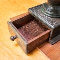 Peugeot Coffee Grinder (5 of 9) Peugeot Coffee Grinder (5 of 9)