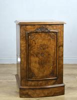 Fine Pair of Victorian Burr Walnut Bedside Cabinets (5 of 8) Fine Pair of Victorian Burr Walnut Bedside Cabinets (5 of 8)