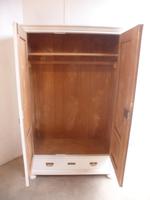 Victorian Antique / Old Pine 2 Door 1 Piece Painted Child's Wardrobe (9 of 10) Victorian Antique / Old Pine 2 Door 1 Piece Painted Child's Wardrobe (9 of 10)