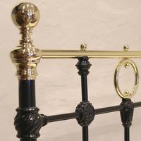 Black Victorian Brass & Iron Bedstead with Brass Circles (5 of 11) Black Victorian Brass & Iron Bedstead with Brass Circles (5 of 11)