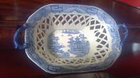 Antique Davenport Pottery Pearlware Latticed Worked Chestnut Basket (6 of 7) Antique Davenport Pottery Pearlware Latticed Worked Chestnut Basket (6 of 7)