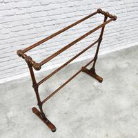 Towel Rail in Mahogany (3 of 5) Towel Rail in Mahogany (3 of 5)