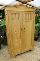 Fantastic! Old Pine 'Knock Down' Cupboard/ Wardrobe With Shelves - We Deliver! (5 of 14) Fantastic! Old Pine 'Knock Down' Cupboard/ Wardrobe With Shelves - We Deliver! (5 of 14)