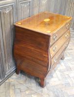 Dutch mahogany bombe commode / chest of drawers (6 of 8) Dutch mahogany bombe commode / chest of drawers (6 of 8)