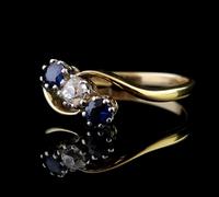 Vintage Art Deco Sapphire & Diamond Trilogy Ring (3 of 10) Vintage Art Deco Sapphire & Diamond Trilogy Ring (3 of 10)