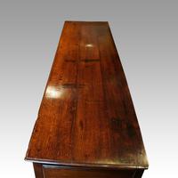 Fine George III Oak Cabriole Leg Dresser (8 of 8) Fine George III Oak Cabriole Leg Dresser (8 of 8)