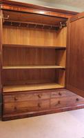 Antique Victorian Mahogany Triple Door Wardrobe (17 of 21) Antique Victorian Mahogany Triple Door Wardrobe (17 of 21)