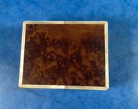 1920s Burr Cedar Box Edged in Mother of Pearl (6 of 9) 1920s Burr Cedar Box Edged in Mother of Pearl (6 of 9)