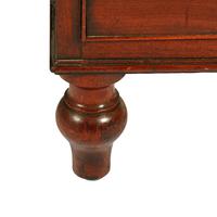 Georgian Mahogany Kneehole Table (8 of 8) Georgian Mahogany Kneehole Table (8 of 8)