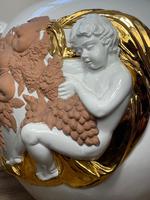 Beautiful Hollywood Regency Style Oversized Porcelain & Terracotta Cherub Floor Vase (34 of 52) Beautiful Hollywood Regency Style Oversized Porcelain & Terracotta Cherub Floor Vase (34 of 52)