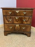 George II Chest of Drawers (2 of 9) George II Chest of Drawers (2 of 9)