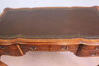 Antique Quality Burr Walnut Writing Desk (9 of 13) Antique Quality Burr Walnut Writing Desk (9 of 13)
