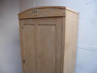 Arts & Crafts Pine 1 Door Storage / Linen Cupboard to wax / paint (2 of 8) Arts & Crafts Pine 1 Door Storage / Linen Cupboard to wax / paint (2 of 8)