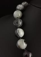 Antique Victorian Banded Agate Bead Necklace (4 of 13) Antique Victorian Banded Agate Bead Necklace (4 of 13)