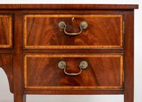 Georgian Style Mahogany Bow Fronted Sideboard (2 of 8) Georgian Style Mahogany Bow Fronted Sideboard (2 of 8)