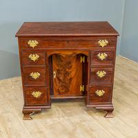 Georgian Knee Hole Desk (4 of 8) Georgian Knee Hole Desk (4 of 8)