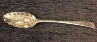 Antique Pair of Silver Berry Spoons (3 of 10) Antique Pair of Silver Berry Spoons (3 of 10)