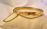 Antique 9ct Rose Rolled Gold Bangle 1940s Faceted Bracelet 7" Length 18.9 Grams (5 of 11) Antique 9ct Rose Rolled Gold Bangle 1940s Faceted Bracelet 7" Length 18.9 Grams (5 of 11)