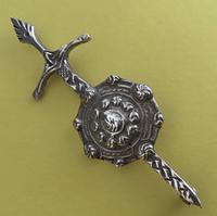 Robert Allison Scottish Silver Kilt Pin Glasgow 1953 (2 of 4) Robert Allison Scottish Silver Kilt Pin Glasgow 1953 (2 of 4)