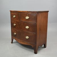 Small Georgian Mahogany Bow Front Chest of Drawers (2 of 4) Small Georgian Mahogany Bow Front Chest of Drawers (2 of 4)