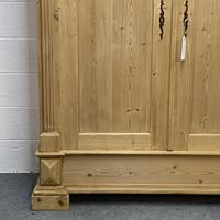 Antique Continental pine double wardrobe 'dismantles' (5 of 6) Antique Continental pine double wardrobe 'dismantles' (5 of 6)