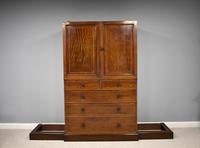 19th Century Mahogany Breakfront Wardrobe (9 of 12) 19th Century Mahogany Breakfront Wardrobe (9 of 12)