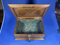 19th century French Walnut Inlaid Jewellery Box. (10 of 16) 19th century French Walnut Inlaid Jewellery Box. (10 of 16)