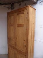 English Victorian Waxed Antique Pine 4 Door Kitchen Storage Cupboard (2 of 12) English Victorian Waxed Antique Pine 4 Door Kitchen Storage Cupboard (2 of 12)