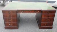 1960s Large Mahogany Partners Desk with Green Leather on Top (2 of 6) 1960s Large Mahogany Partners Desk with Green Leather on Top (2 of 6)
