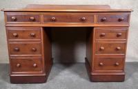 Victorian Mahogany Twin Pedestal Desk (2 of 9) Victorian Mahogany Twin Pedestal Desk (2 of 9)