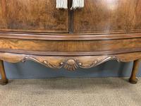 Serpentine Fronted Burr Walnut Cupboard (4 of 11) Serpentine Fronted Burr Walnut Cupboard (4 of 11)